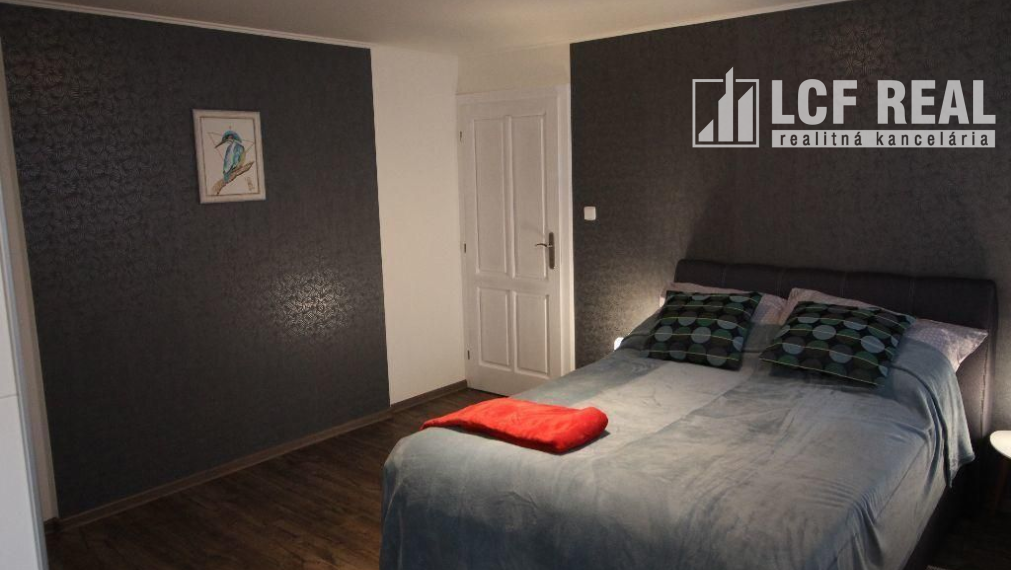 Na prenájom Luxusný 2-izbový byt, 100 m², Košice–Staré Mesto