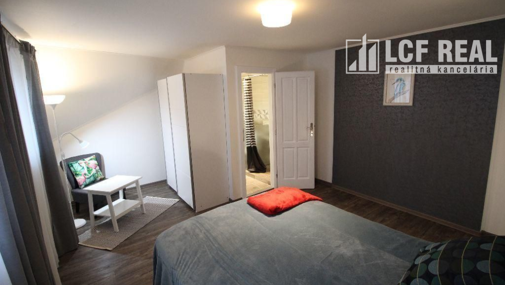 Na prenájom Luxusný 2-izbový byt, 100 m², Košice–Staré Mesto