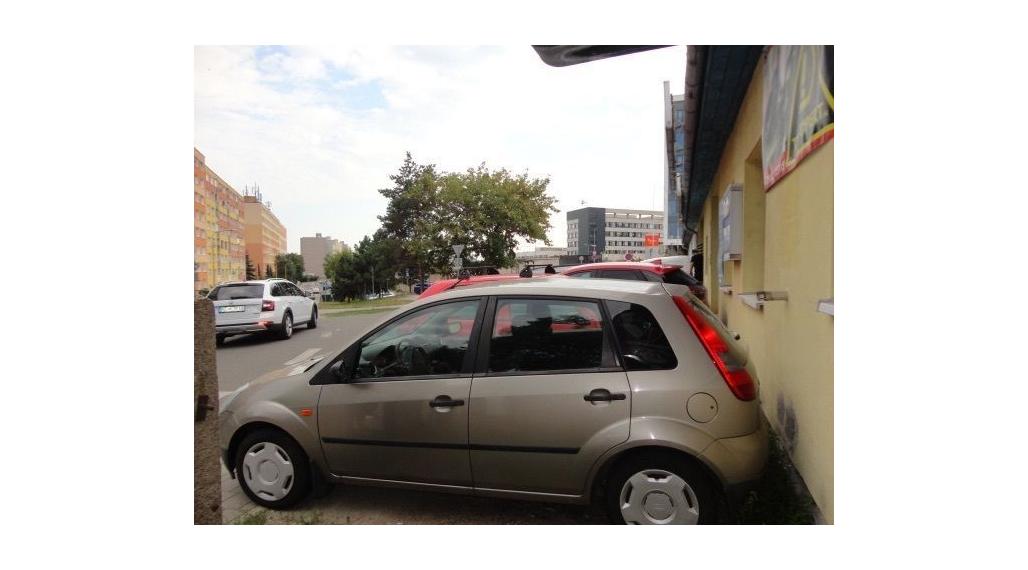 Pozemok na parkovanie 32 m2, Lomonosovova ul., Košice - Juh