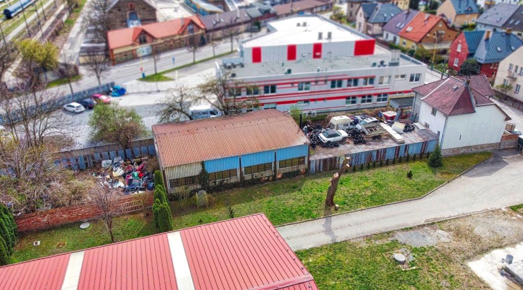 RODINNÝ DOM s HALOU a VEĽKÝM POZEMKOM, KOŠICE – SEVER