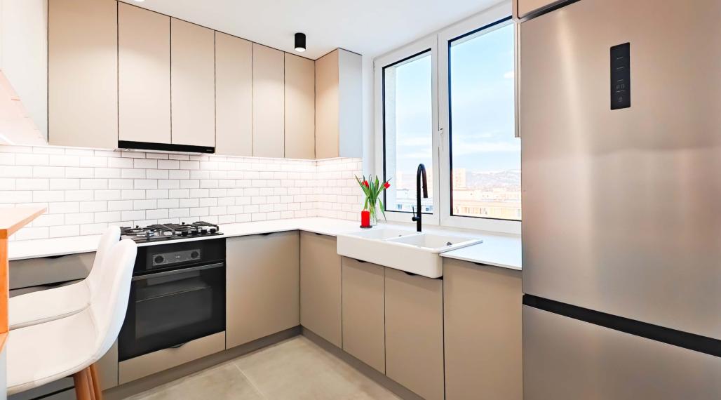 3-izb. zariadený byt po kompl. rekonštr. s loggiou, Košice-Juh