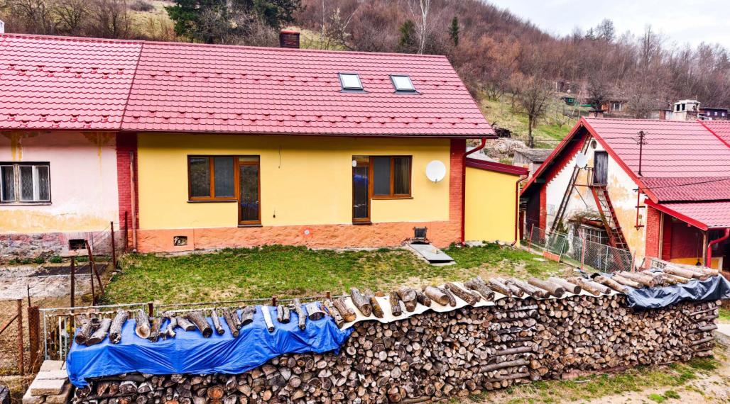 RD po kompletnej rekonštrukcii v lone prírody, Žakarovce