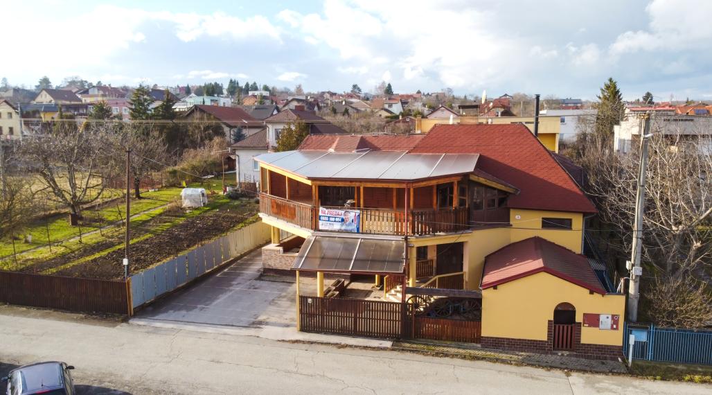 Prenájom polyfunkčnej budovy na podnikanie, Košice - Pereš