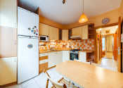 3 IZB. BYT s LOGGIOU, ul. ZOMBOVA, KOŠICE – SÍDLISKO KVP - fotografia 1