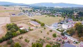 Na predaj dva Novovzniknuté stavebné pozemky, Čakanovce