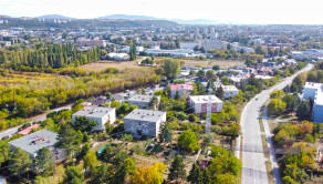 5-izbový byt s garážou a 2 veľkými pivnicami, Košice - Sever