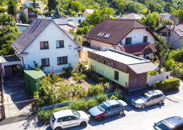 RD s GARÁŽOU a SKLADOM, KOŠICE-VYŠNÉ OPÁTSKE