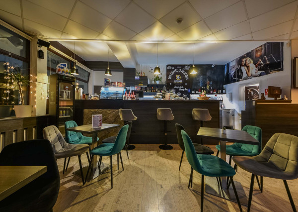 Zabehnutá kaviareň s dobrou koncepciou, Košice – KVP