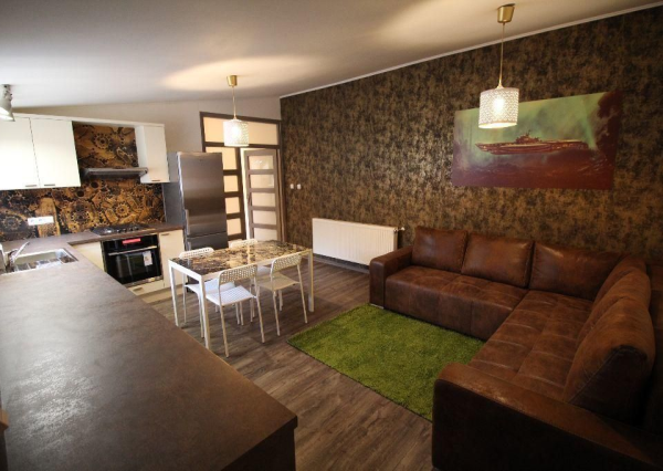 Na prenájom Luxusný 2-izbový byt, 100 m², Košice–Staré Mesto