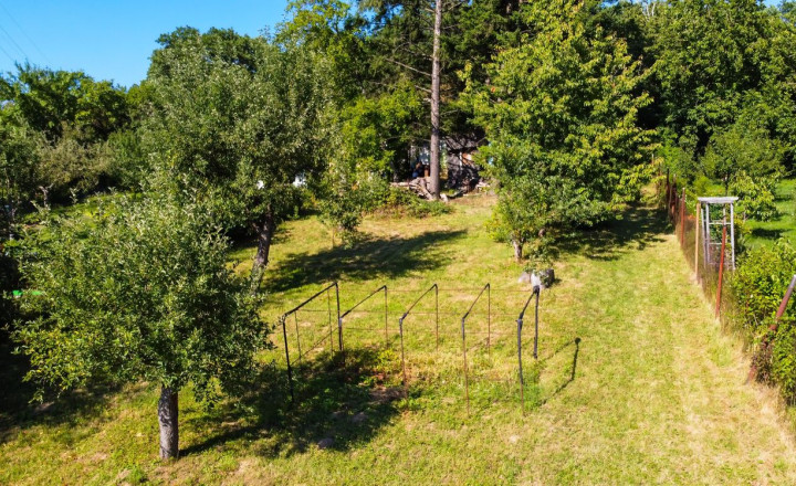 ZÁHRADA S PEKNÝM VÝHĽADOM, KOŠICE – VYŠNÉ OPÁTSKE - fotografia 12