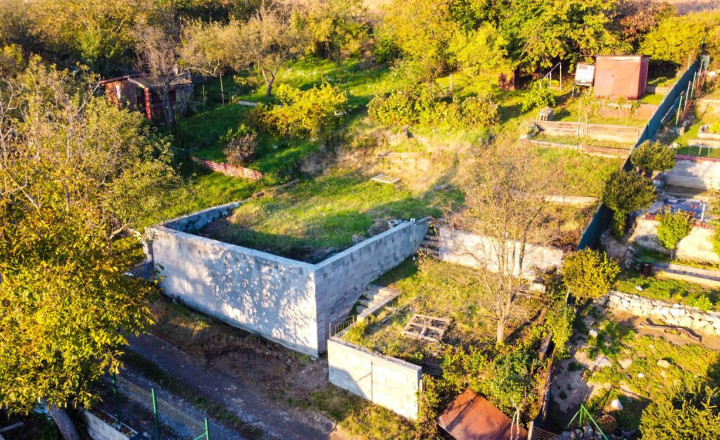 ZÁHRADA S PEKNÝM VÝHĽADOM, KOŠICKÁ NOVÁ VES - fotografia 9