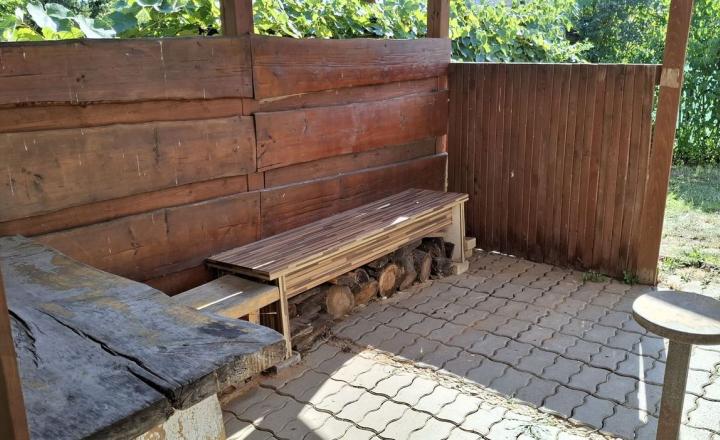 RODIACA ZÁHRADA S MUROVANOU CHATOU, KOŠICE - ŠACA  - fotografia 15