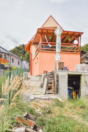 Novostavba RD s terasou a dielňou s krásnym výhľadom, Slanec - fotografia 21