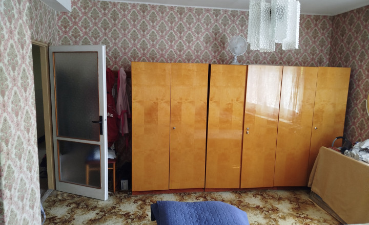 RD s garážou a pekným pozemkom vo výbornej lokalite, Revúca - fotografia 17