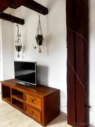 Investičný podkrovný apartmán v historickom centre, Banská Štiavnica - fotografia 6