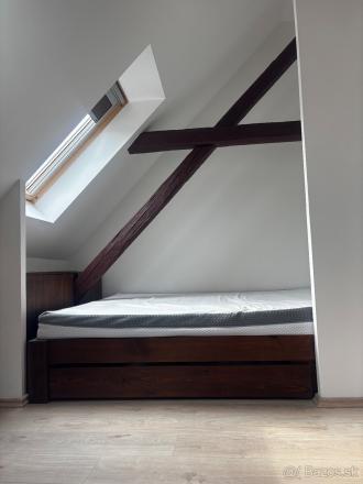 Investičný podkrovný apartmán v historickom centre, Banská Štiavnica - fotografia 8