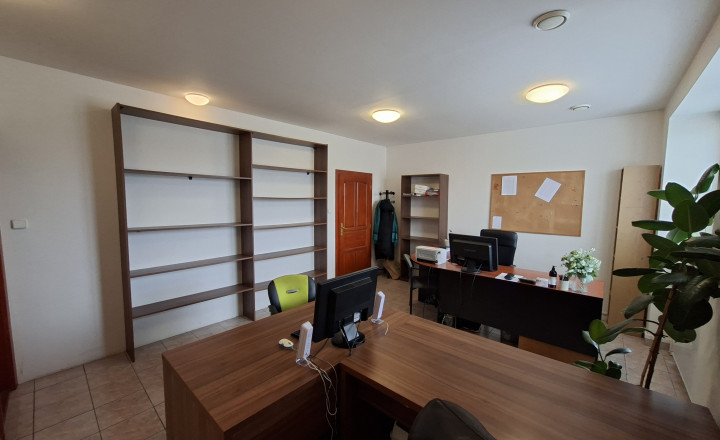 Prenájom kancelár. priestorov, ul. Oslobodenia, Košice-Barca - fotografia 4