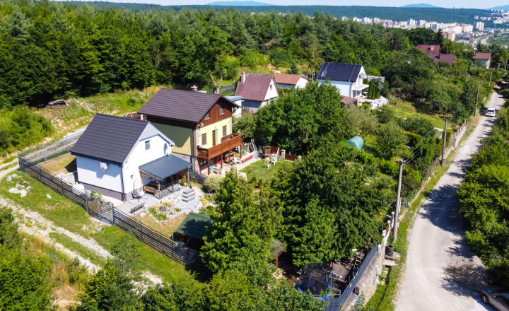 NOVOSTAVBA Celoročnej murovanej chaty, Košice-Ťahanovce - fotografia 1