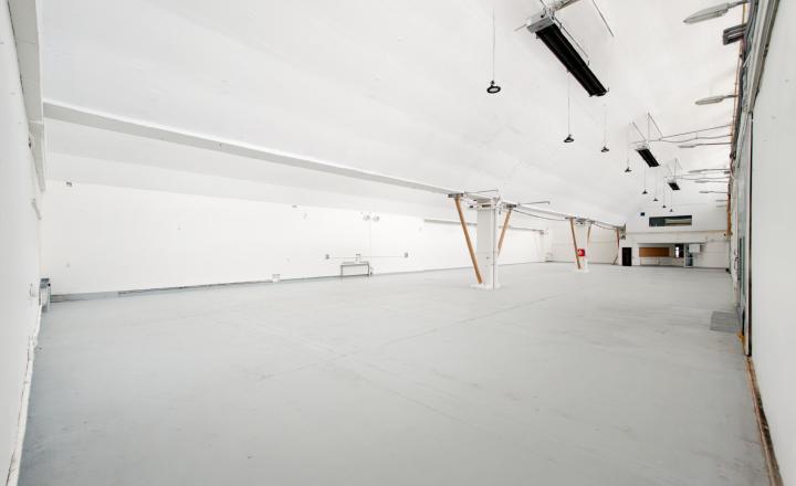Prenájom skladovo-výrobný priestor výmera 800 m², Košice–Juh - fotografia 7