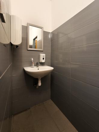 Prenájom skladovo-výrobný priestor výmera 800 m², Košice–Juh - fotografia 11