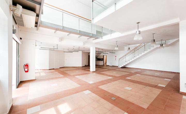 Na prenájom komerčný priestor s výmerou 314,7 m², Košice – Juh - fotografia 2