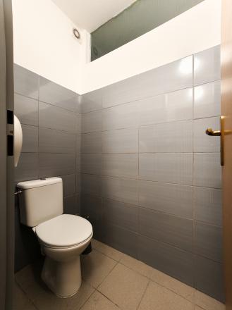 Na prenájom komerčný priestor s výmerou 314,7 m², Košice – Juh - fotografia 10
