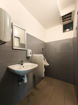 Na prenájom komerčný priestor s výmerou 314,7 m², Košice – Juh - fotografia 9