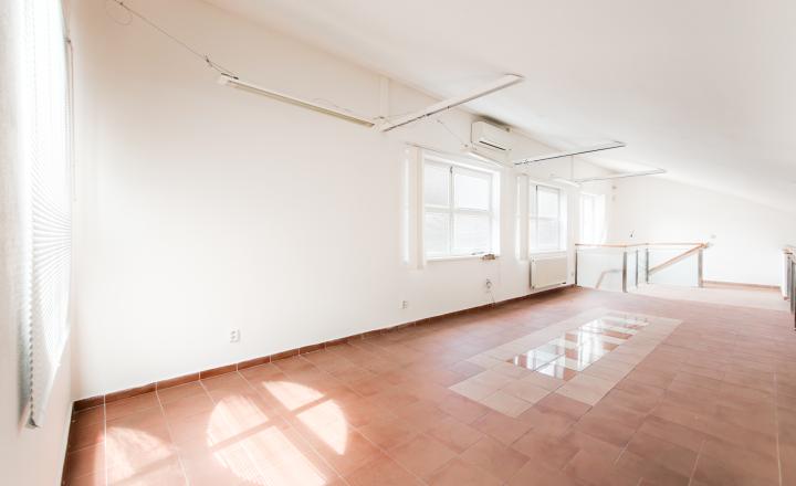 Na prenájom komerčný priestor s výmerou 314,7 m², Košice – Juh - fotografia 15