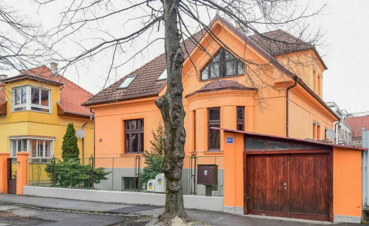 Obchodné priestory 97m2, Jiskrova ul., Košice - Staré Mesto - fotografia 1