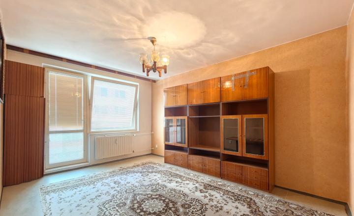 2-IZBOVÝ BYT S LOGGIOU, KOŠICE – FURČA - fotografia 9