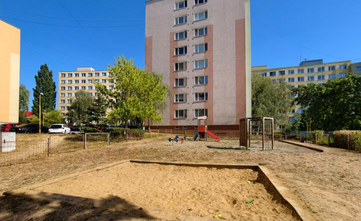 2-IZBOVÝ BYT S LOGGIOU, KOŠICE – FURČA - fotografia 17