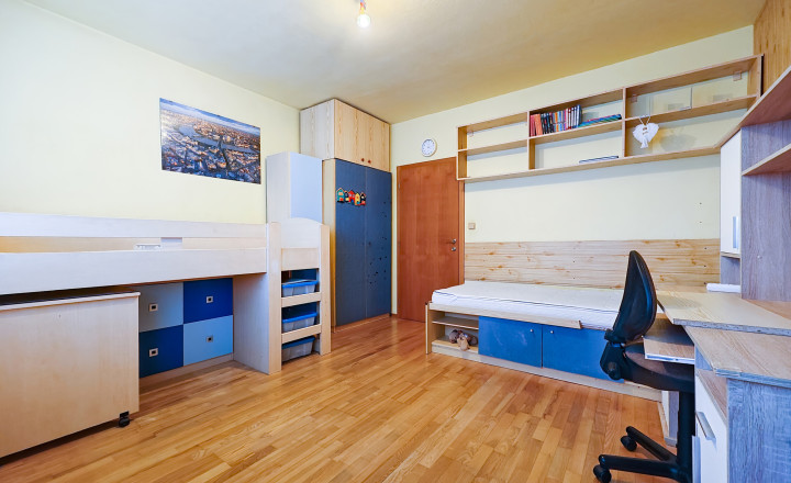 3 IZB. BYT s LOGGIOU, ul. ZOMBOVA, KOŠICE – SÍDLISKO KVP - fotografia 9