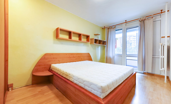 3 IZB. BYT s LOGGIOU, ul. ZOMBOVA, KOŠICE – SÍDLISKO KVP - fotografia 13