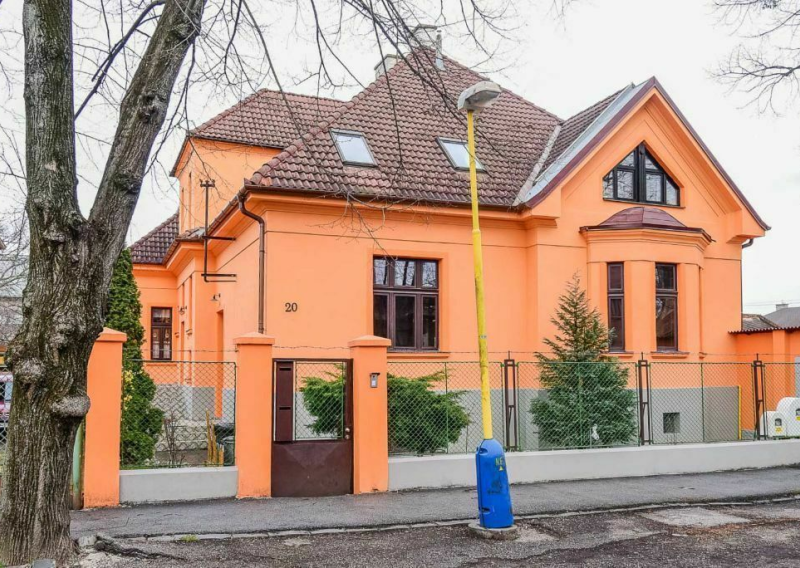 Obchodné priestory 97m2, Jiskrova ul., Košice - Staré Mesto